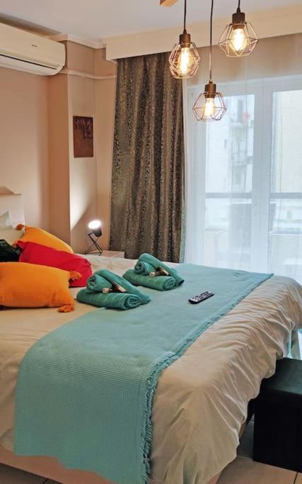 Cozy Studio, 1Min From Kamara Thessaloníki Luaran gambar