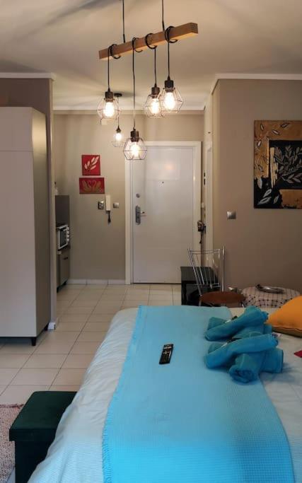 Cozy Studio, 1Min From Kamara Thessaloníki Luaran gambar