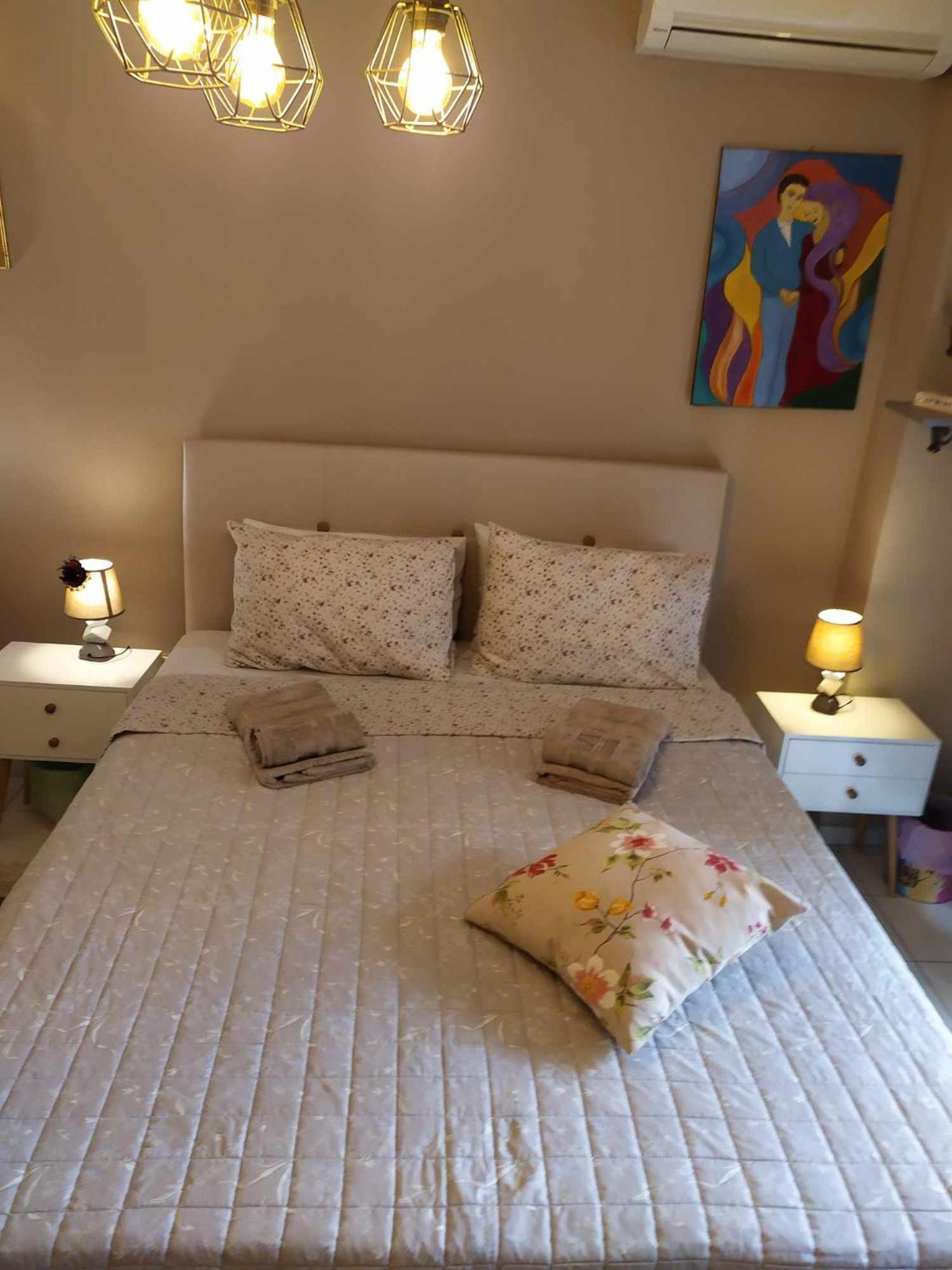 Cozy Studio, 1Min From Kamara Thessaloníki Luaran gambar